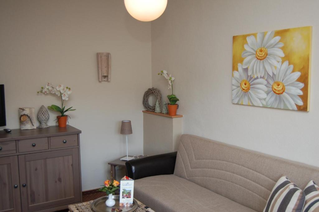 Hotel-Pension Maarblick Schalkenmehren Zimmer foto